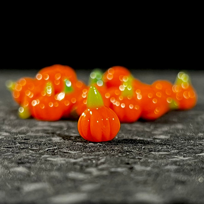 JFK Glass Pumpkin Pearls